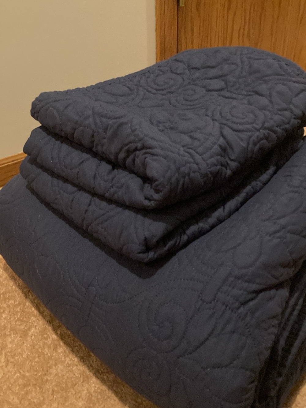 Madison Park Navy Quilted Bedspread